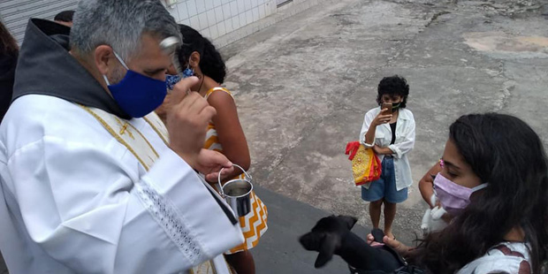 Dangerous conditions do not deter the Friars in Brazil